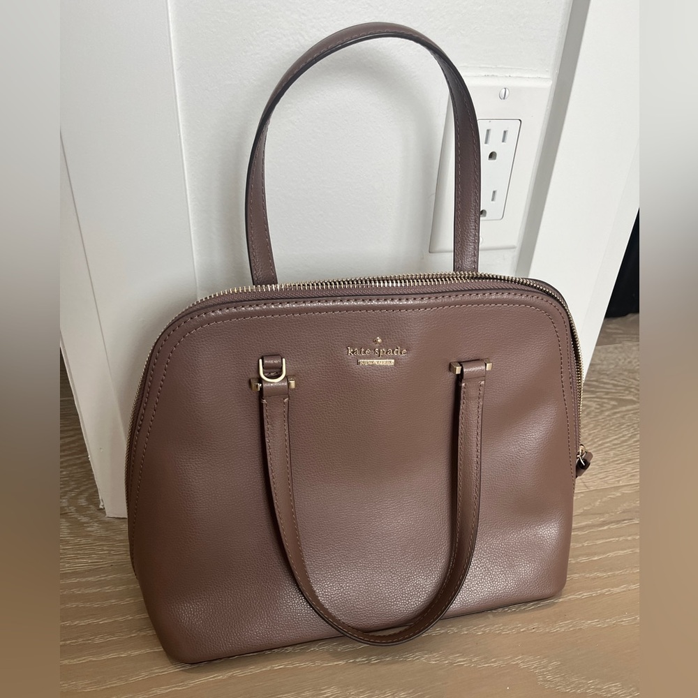 Kate Spade purse and wallet set. NWT.